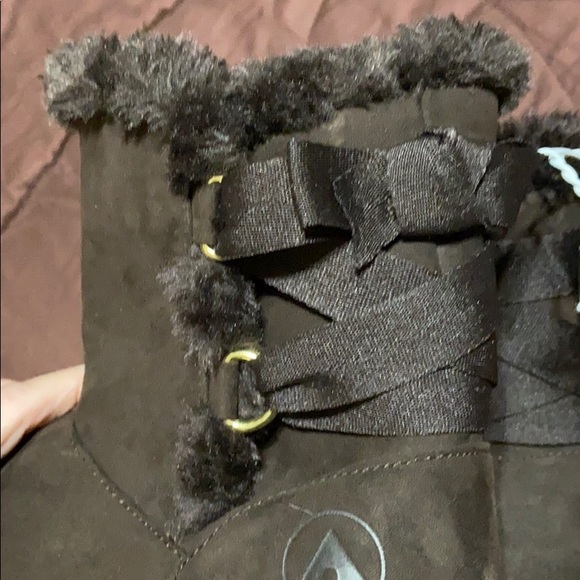 Airwalk Brand Boots. NWT! - Picture 3 of 9